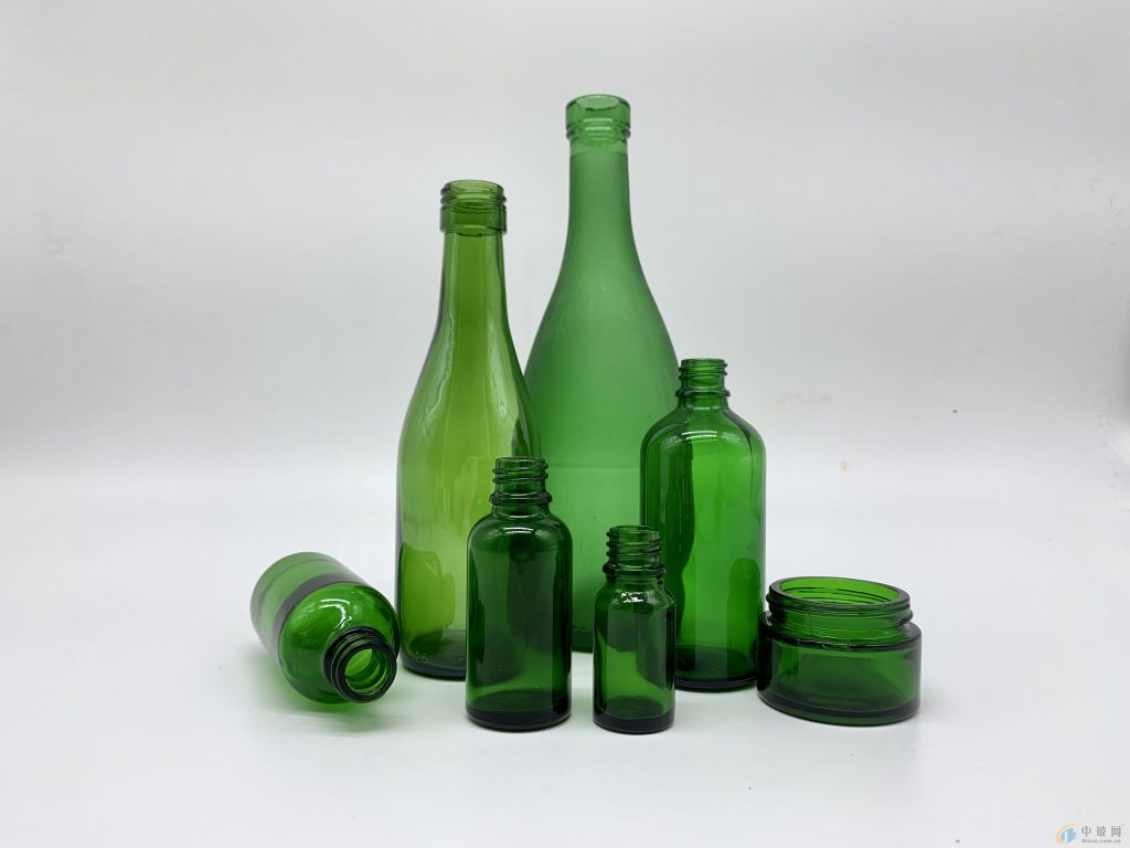 Explore the endless possibilities of glass bottles through green living